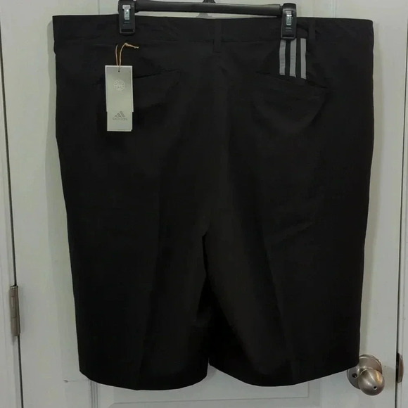 BIG and tall Adidas climalite 10.5 inch performance golf shorts - Picture 4 of 10